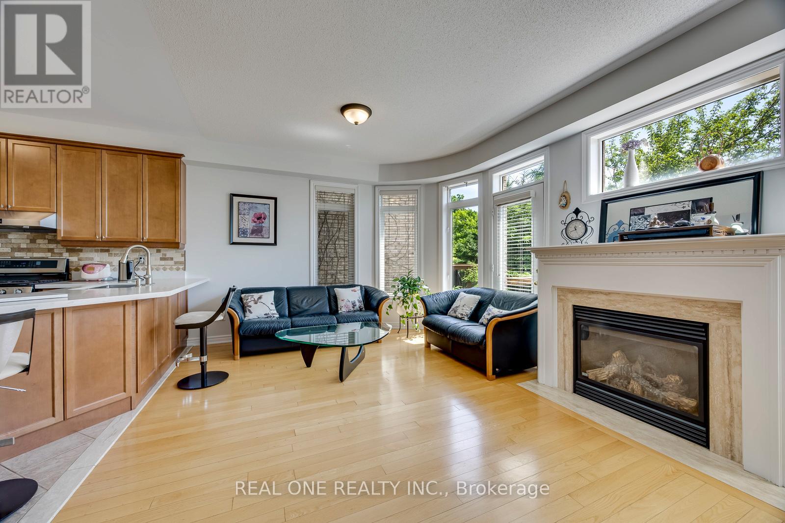 1126 Woodington Lane, Oakville, Ontario  L6H 7T9 - Photo 16 - W13333172