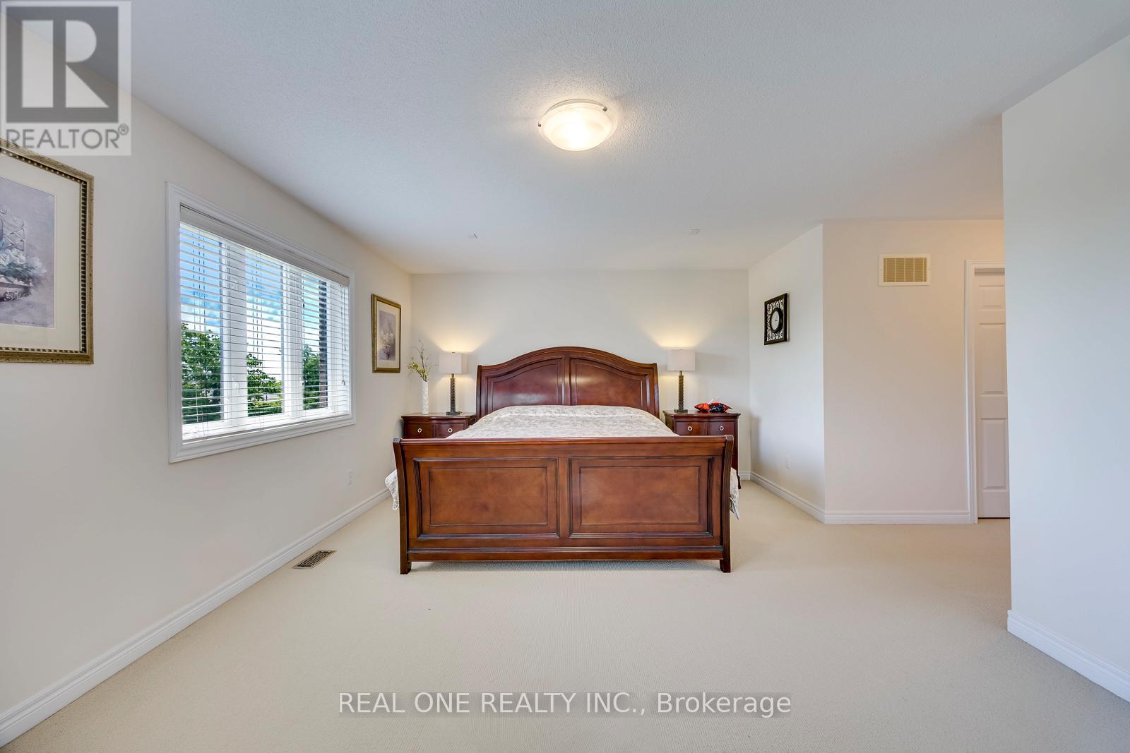 1126 Woodington Lane, Oakville, Ontario  L6H 7T9 - Photo 26 - W13333172