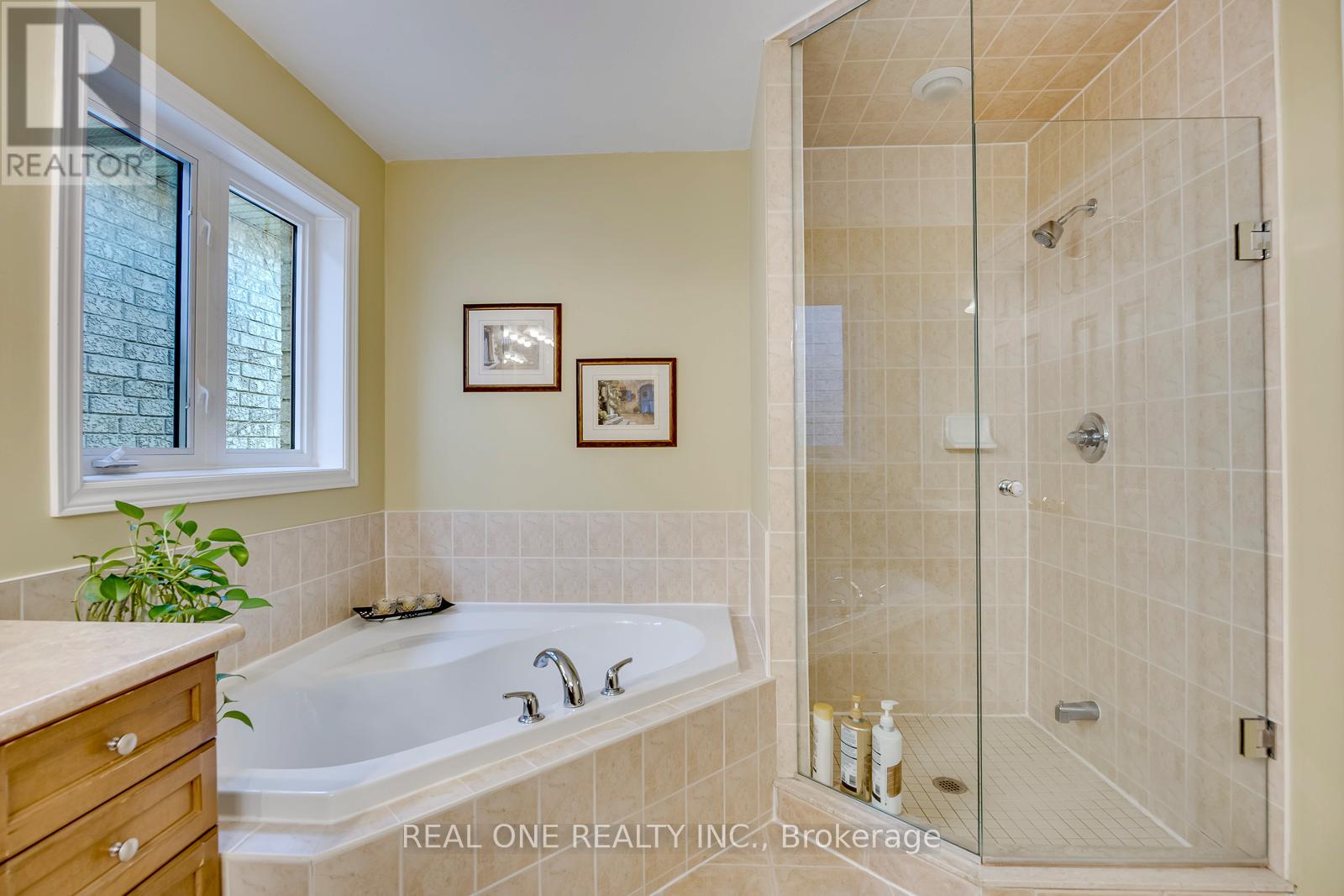 1126 Woodington Lane, Oakville, Ontario  L6H 7T9 - Photo 31 - W13333172