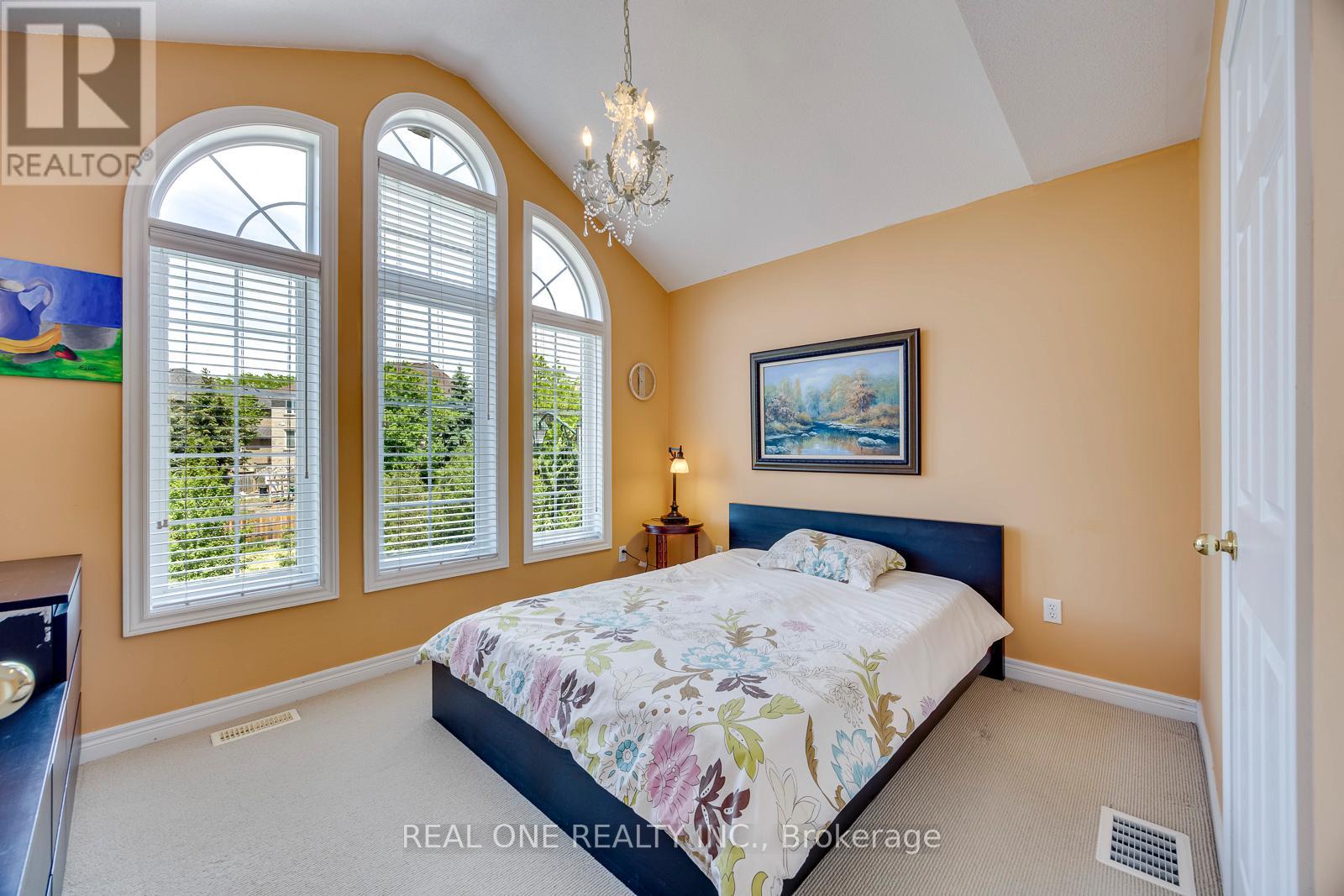 1126 Woodington Lane, Oakville, Ontario  L6H 7T9 - Photo 32 - W13333172