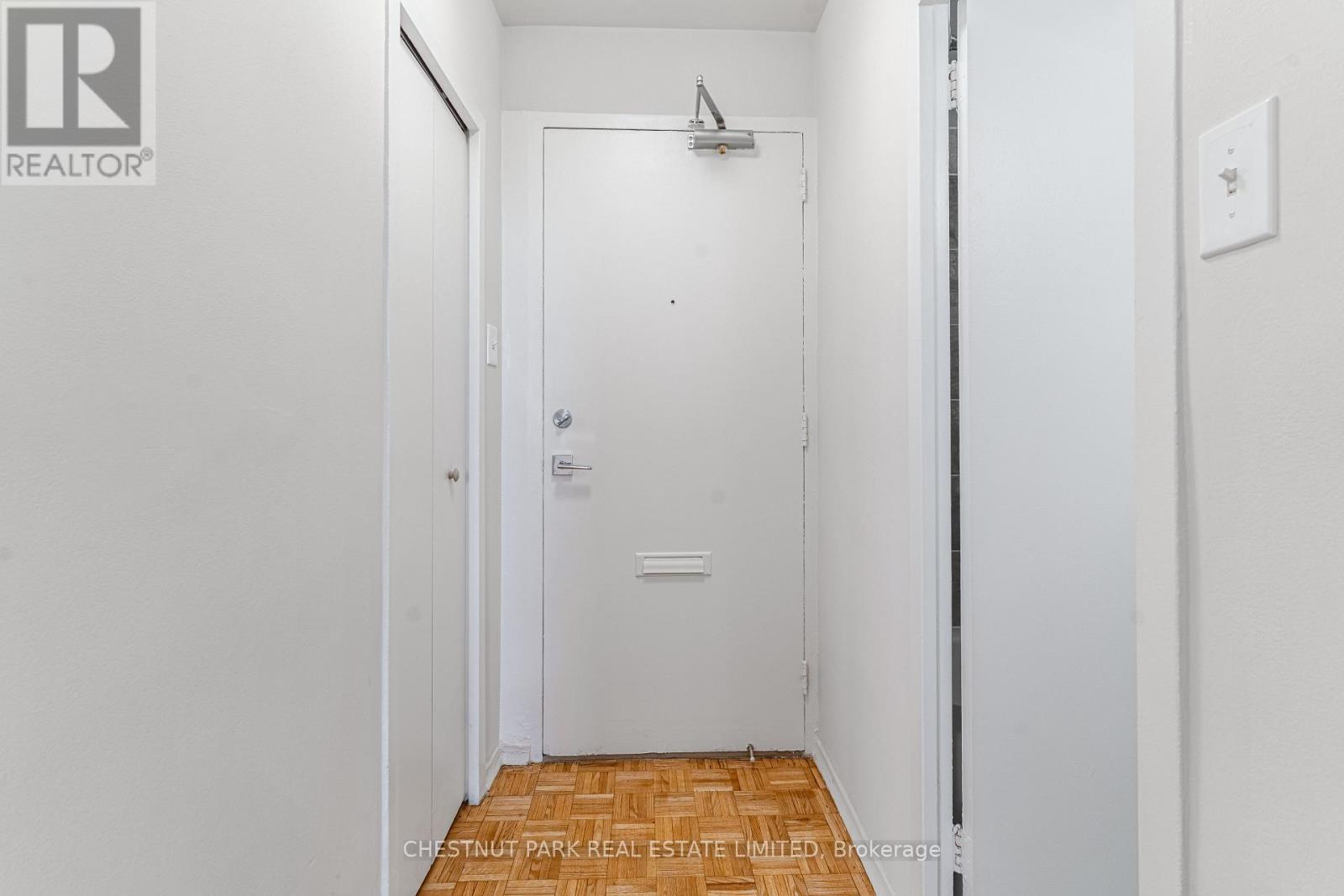 806 - 40 Goldstone Road, Toronto, Ontario  M2J 3C7 - Photo 4 - C13249924