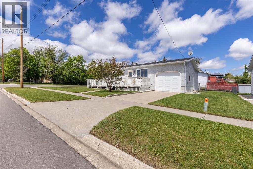 593 3 Avenue W, Cardston, Alberta  T0K 0K0 - Photo 33 - A2317560