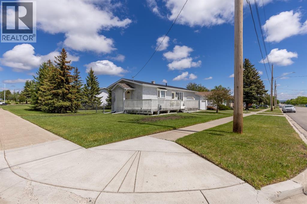 593 3 Avenue W, Cardston, Alberta  T0K 0K0 - Photo 34 - A2317560