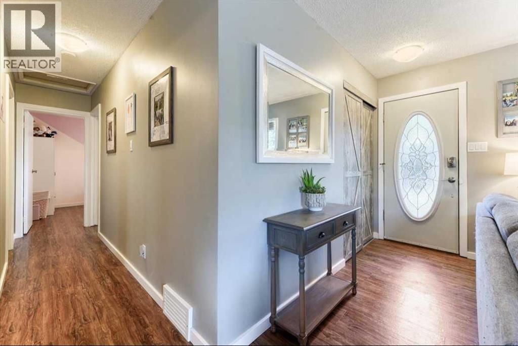 811 Southmount Place SW, Calgary, Alberta  T2W 0R4 - Photo 15 - A2316351