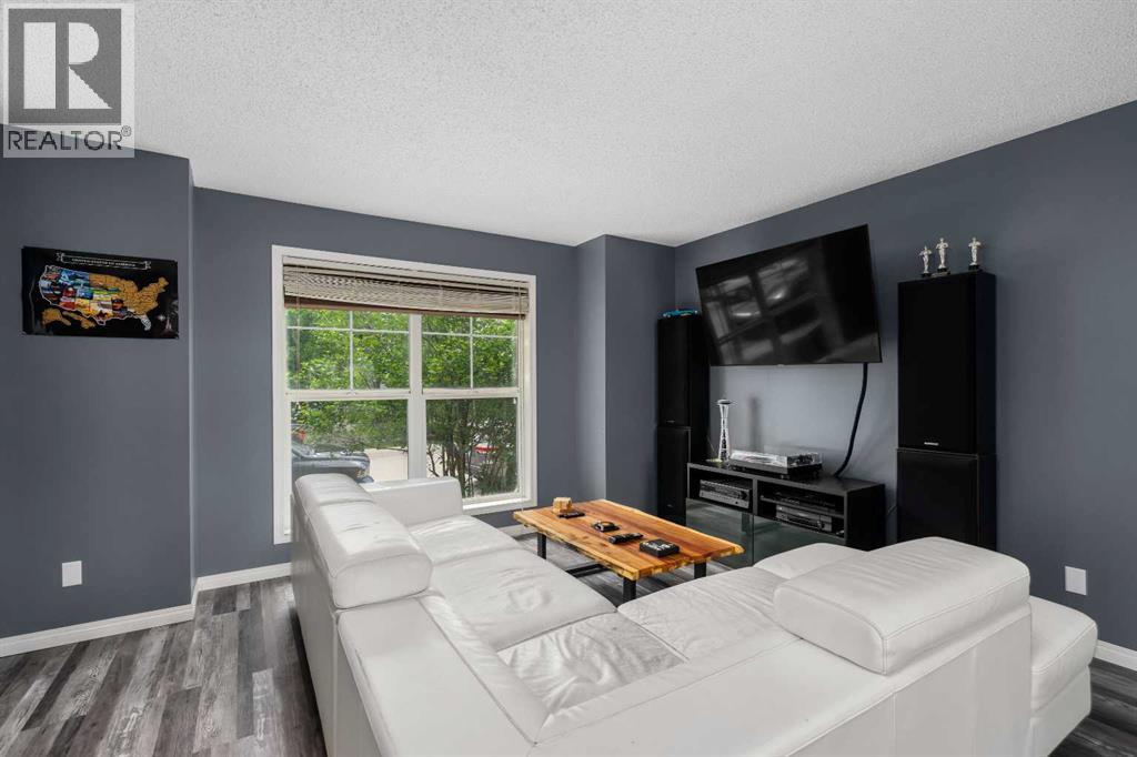 72 New Brighton Common SE, Calgary, Alberta  T2Z 0T9 - Photo 6 - A2317538