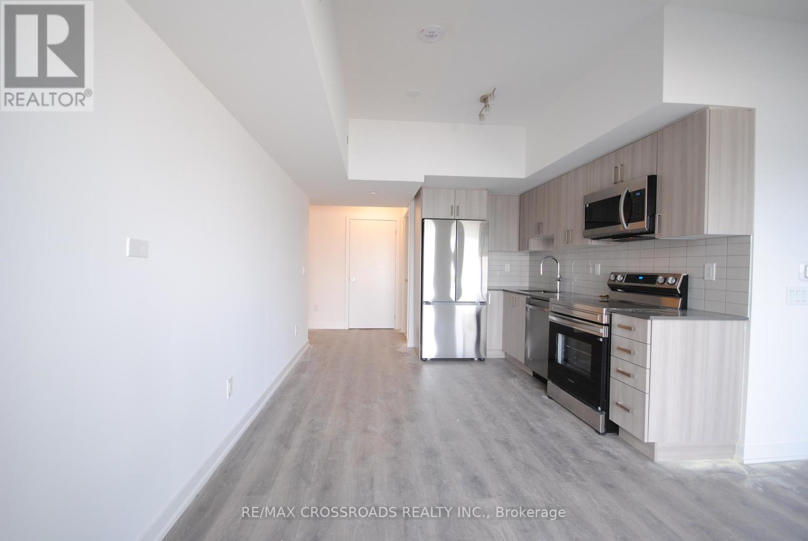 417 - 1010 Sandy Beach Road, Pickering, Ontario  L1W 3V9 - Photo 4 - E13341354