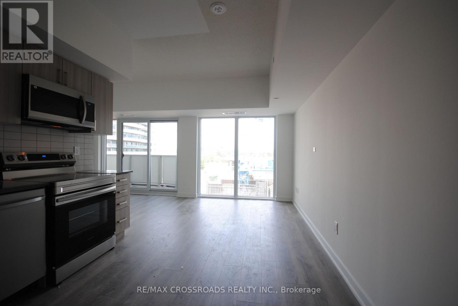 417 - 1010 Sandy Beach Road, Pickering, Ontario  L1W 3V9 - Photo 5 - E13341354