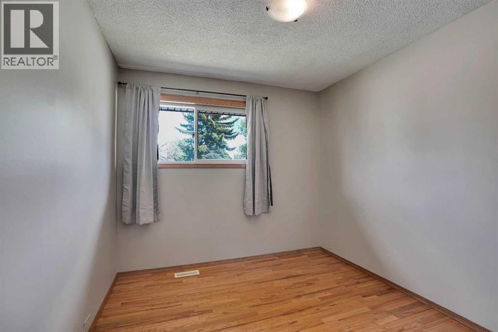 4732 Marbury Place Ne, Calgary, Alberta  T2A 2W2 - Photo 17 - A2318241