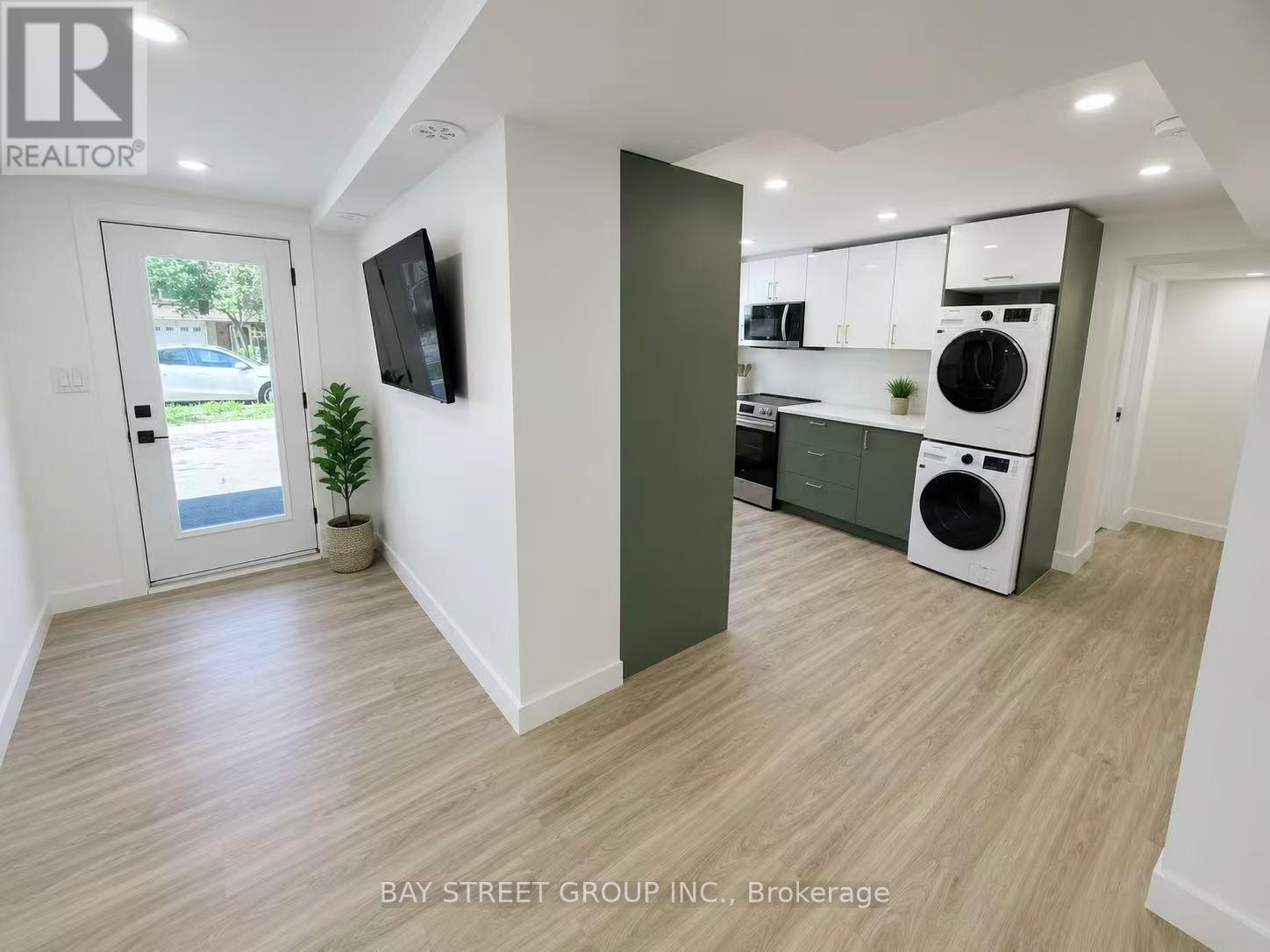 3 - 69 Blythwood Road N, Waterloo, Ontario  N2L 3Z9 - Photo 5 - X13339328