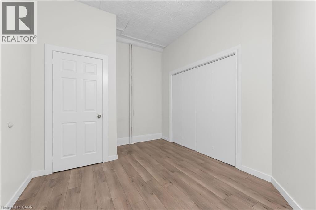 1371 Main Street E, Hamilton, Ontario  L8K 1B8 - Photo 7 - 40836959