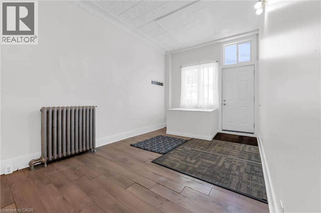 1371 Main Street E, Hamilton, Ontario  L8K 1B8 - Photo 2 - 40836959