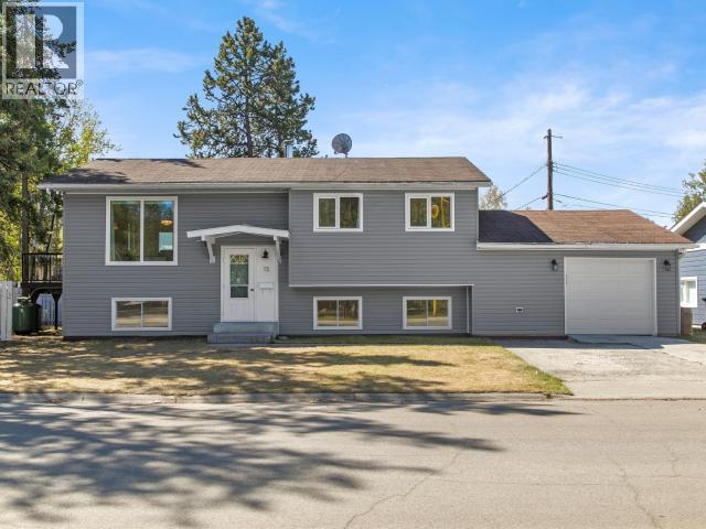 13 Blanchard Road, Whitehorse, Yukon  Y1A 4T8 - Photo 3 - 17339