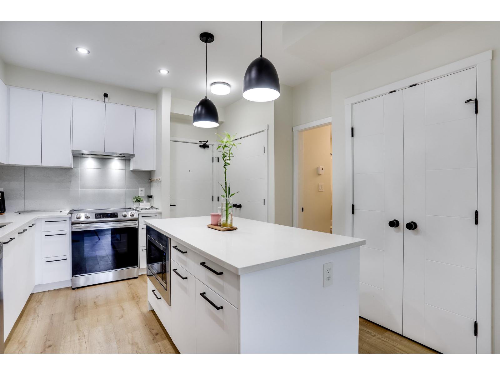 217 8117 200a Street, Langley, British Columbia  V2Y 3W9 - Photo 5 - R3132877
