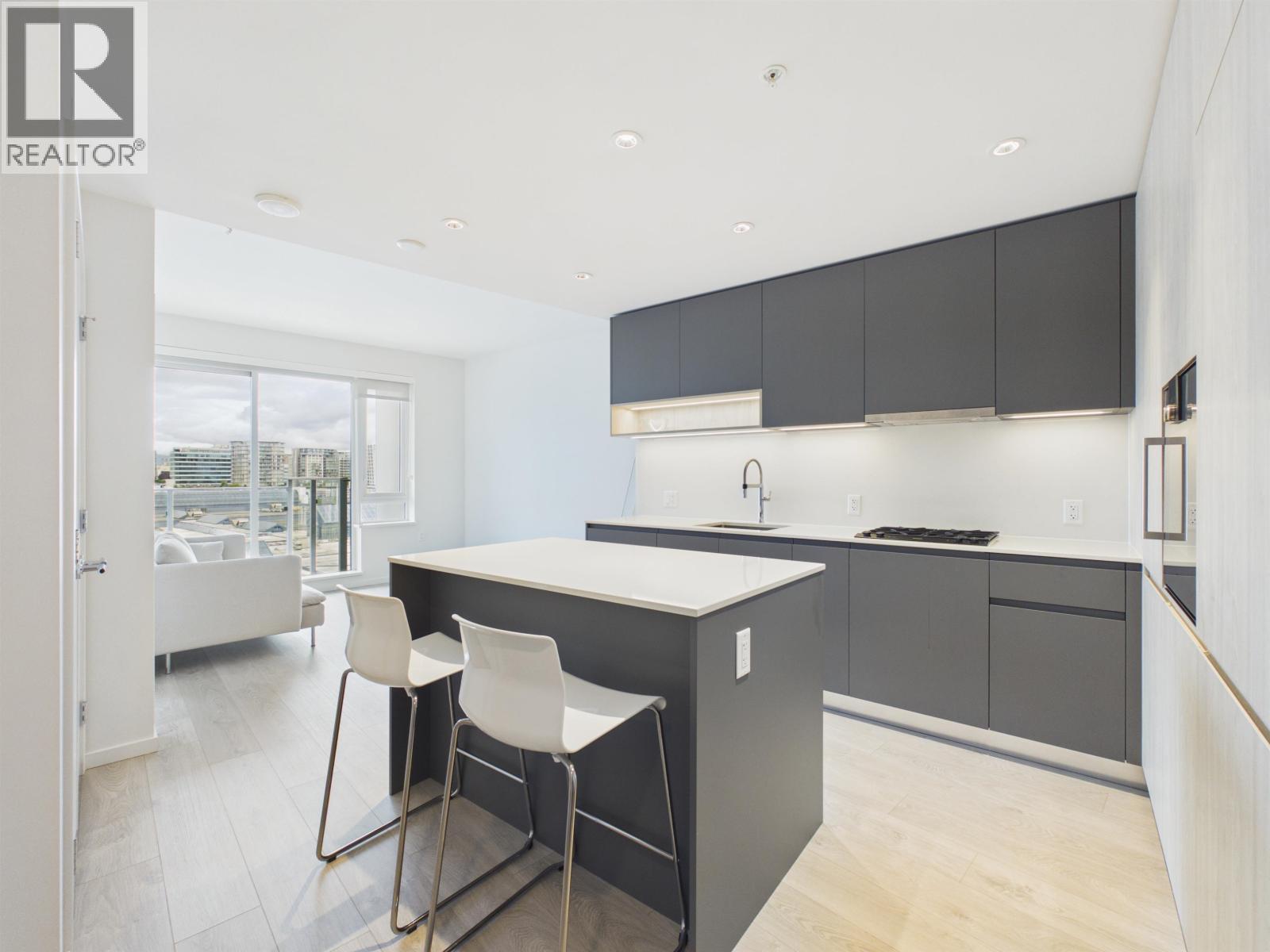 637 6808 Minoru Boulevard, Richmond, British Columbia  V6Y 0M7 - Photo 2 - R3132445