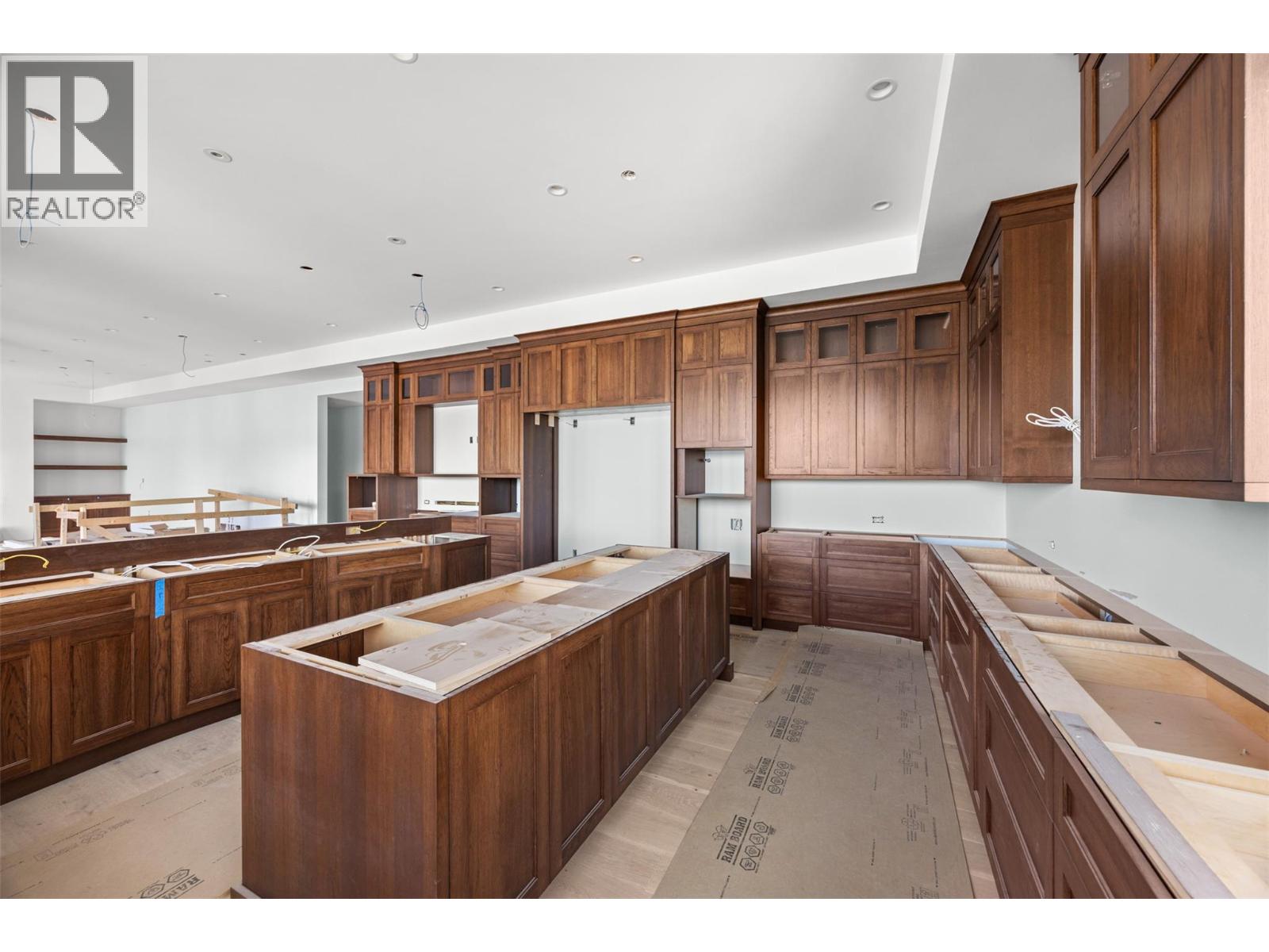 9701 Delcliffe Road, Vernon, British Columbia  V1H 1K9 - Photo 11 - 10389786