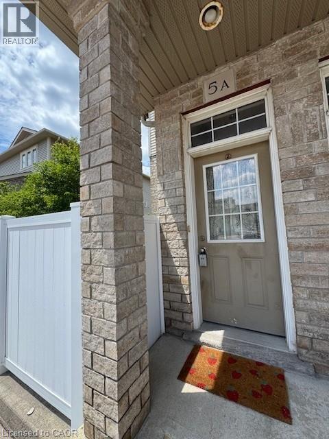 240 Westmeadow Drive Unit# 5a, Kitchener, Ontario  N2N 0A1 - Photo 2 - 40835809