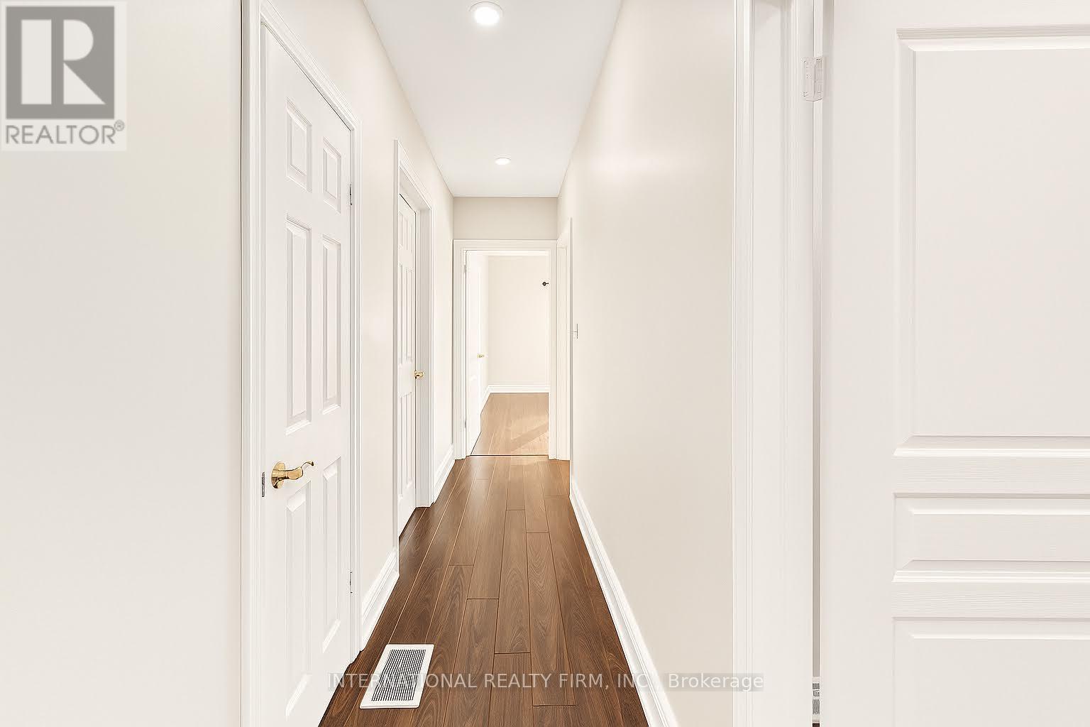 9 Benshire Drive, Toronto, Ontario  M1H 1M5 - Photo 8 - E12977984