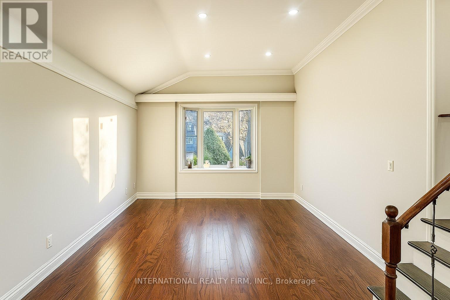 9 Benshire Drive, Toronto, Ontario  M1H 1M5 - Photo 3 - E12977984