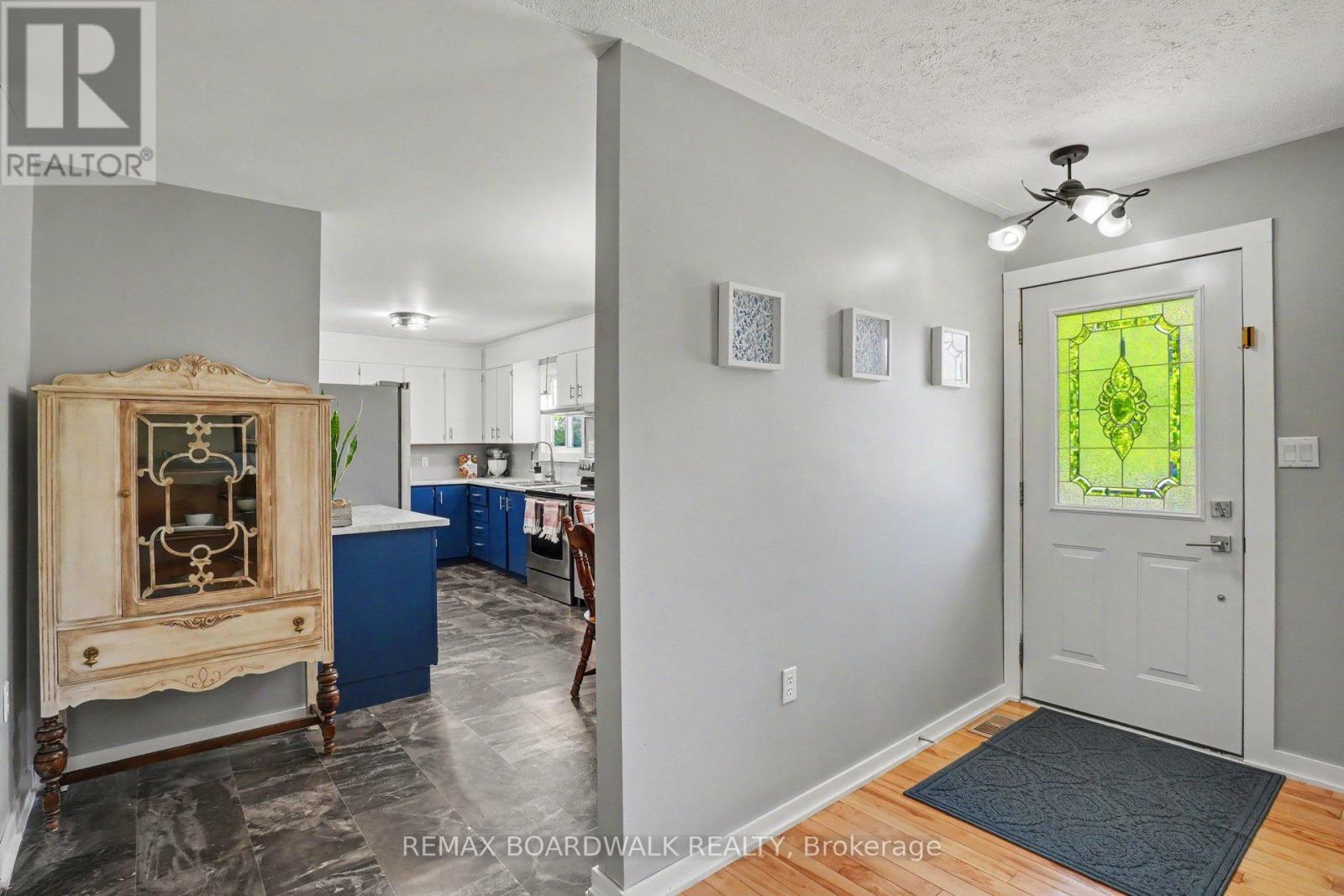 9 Welland Street, Perth, Ontario  K7H 3H6 - Photo 3 - X13410038