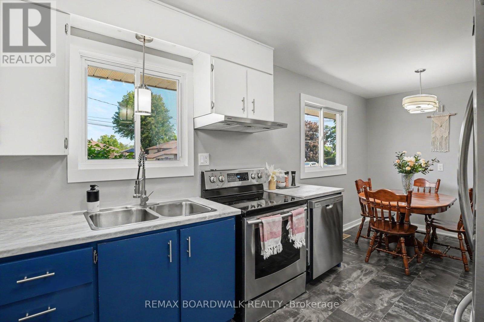 9 Welland Street, Perth, Ontario  K7H 3H6 - Photo 6 - X13410038