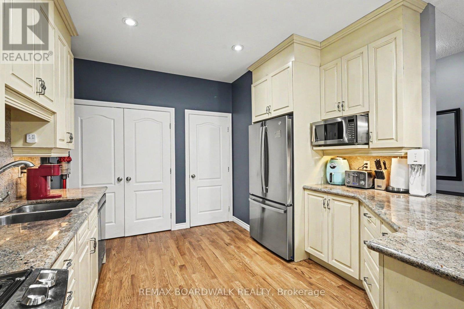 24 Samara Place, Ottawa, Ontario  K2S 2B2 - Photo 14 - X13410046