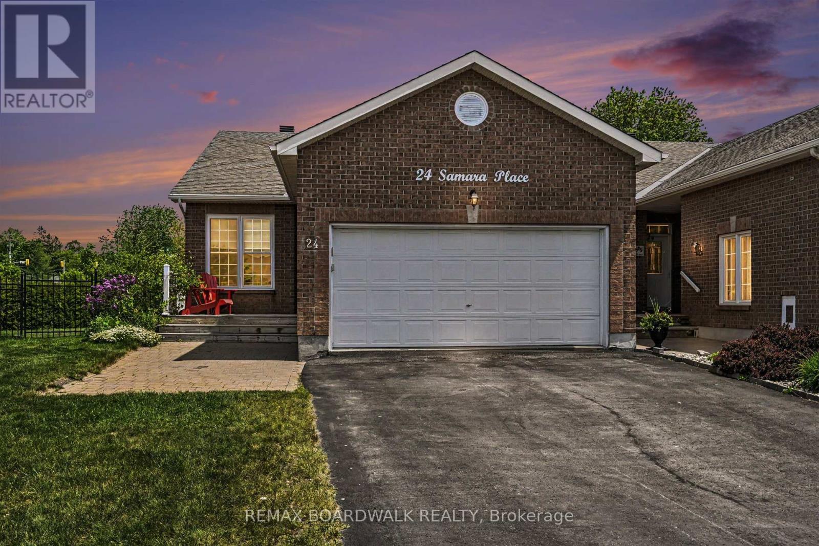 24 Samara Place, Ottawa, Ontario  K2S 2B2 - Photo 2 - X13410046