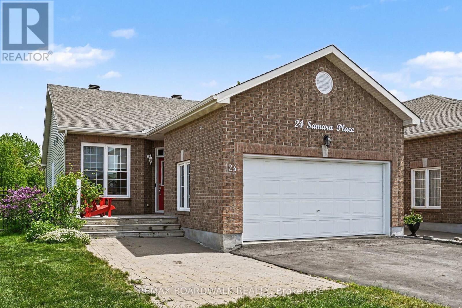 24 Samara Place, Ottawa, Ontario  K2S 2B2 - Photo 3 - X13410046
