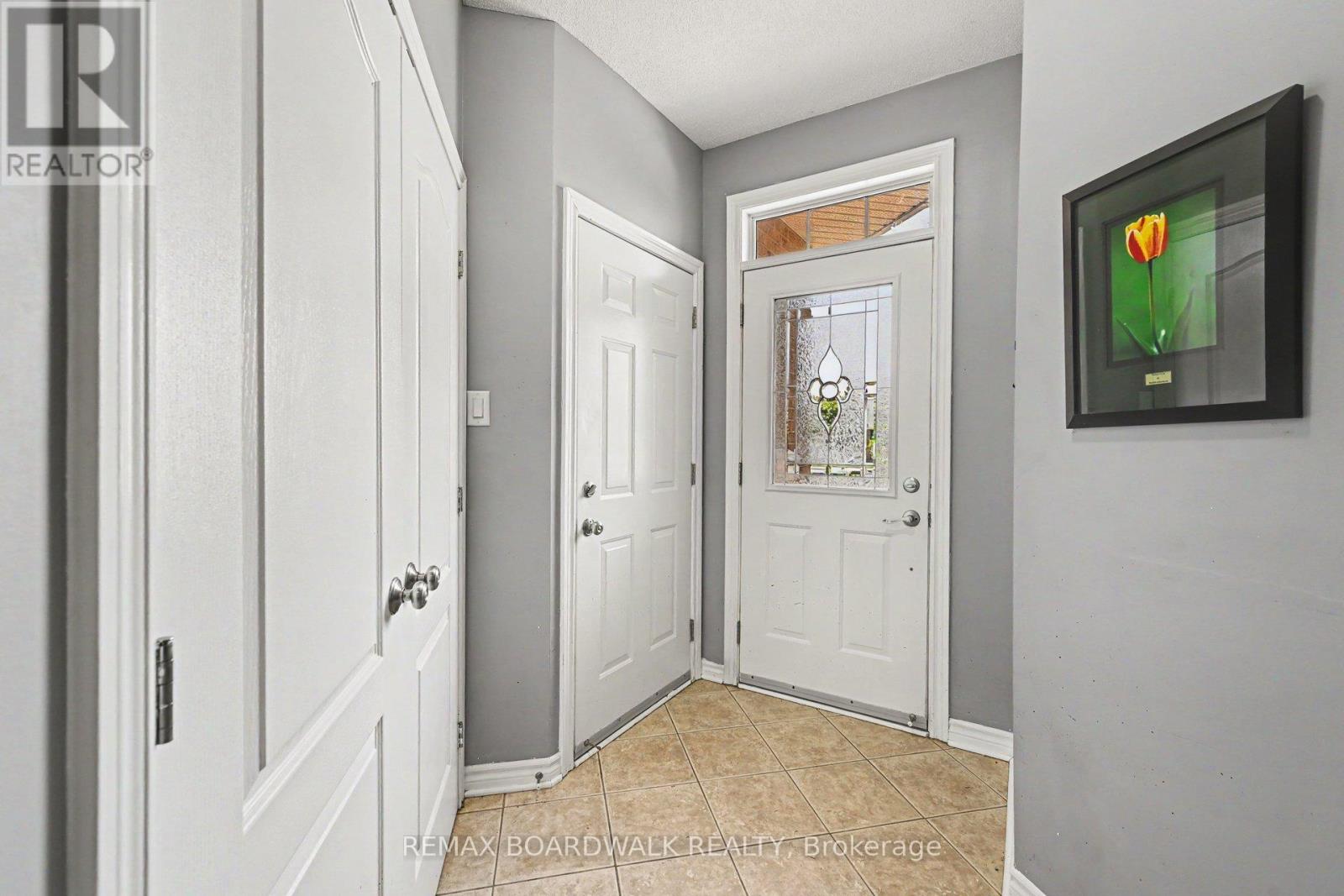 24 Samara Place, Ottawa, Ontario  K2S 2B2 - Photo 5 - X13410046