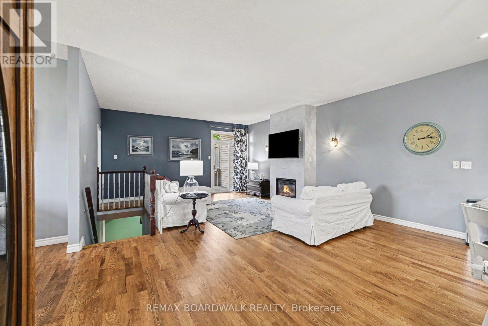 24 Samara Place, Ottawa, Ontario  K2S 2B2 - Photo 7 - X13410046
