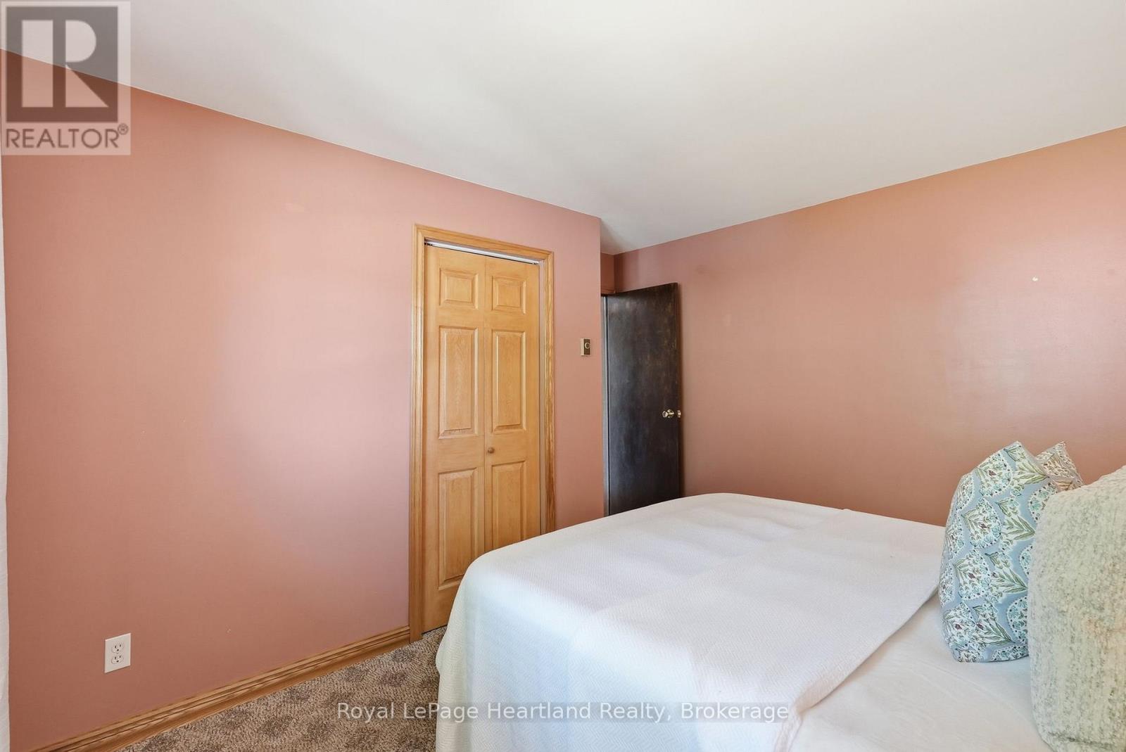 476 Carling Terrace, North Huron, Ontario  N0G 2W8 - Photo 22 - X13410062