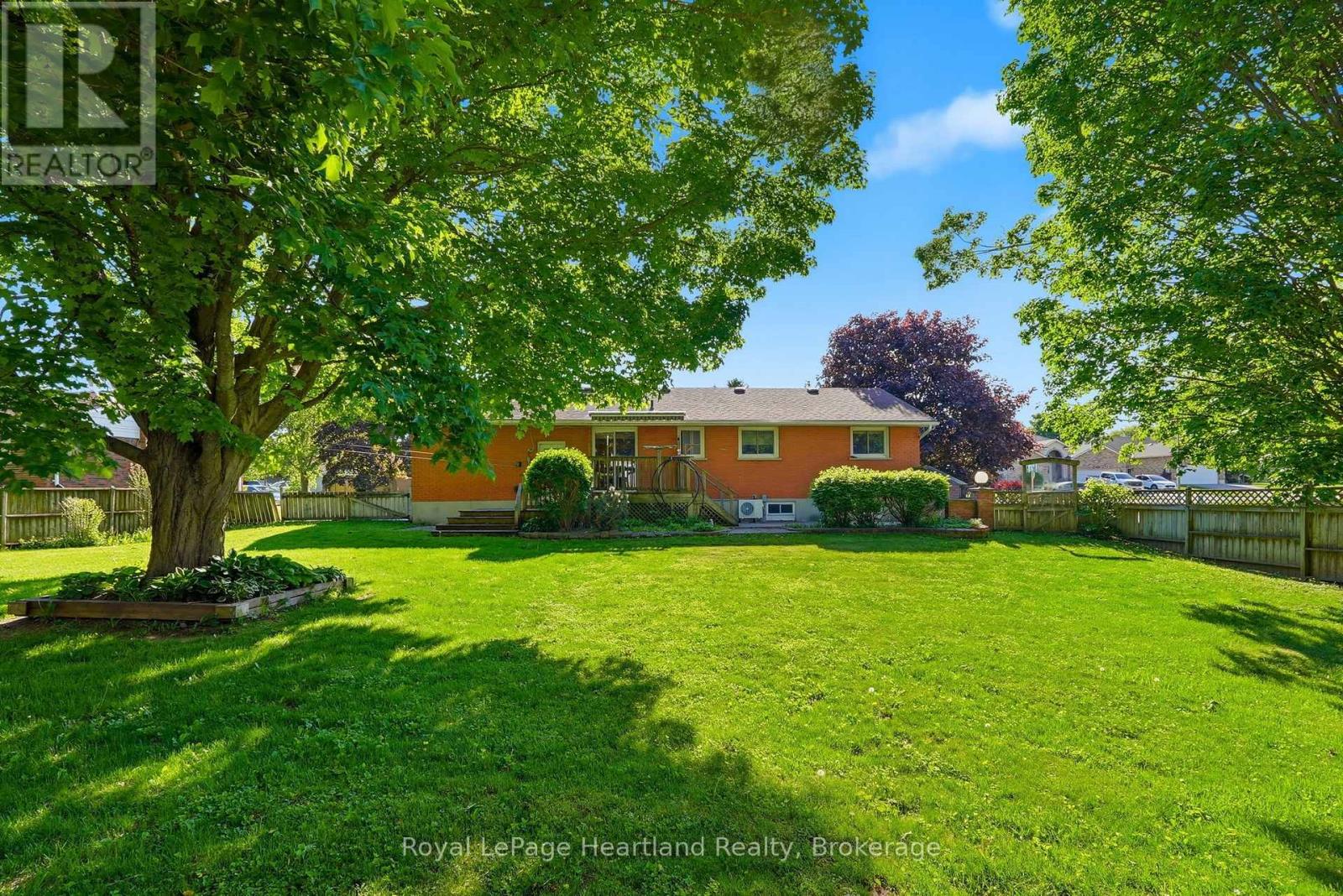 476 Carling Terrace, North Huron, Ontario  N0G 2W8 - Photo 39 - X13410062