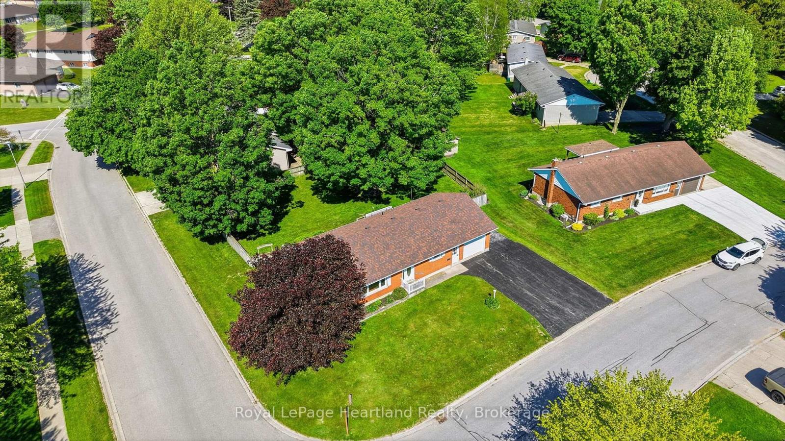 476 Carling Terrace, North Huron, Ontario  N0G 2W8 - Photo 44 - X13410062