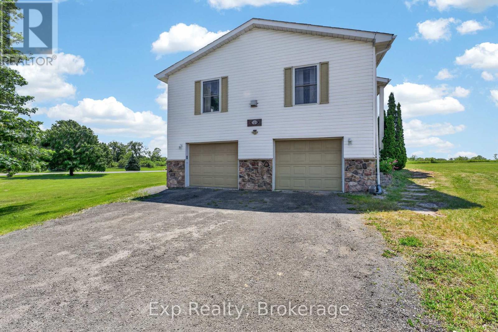 1004 Village View Lane, Frontenac, Ontario  K0H 2T0 - Photo 3 - X13410058