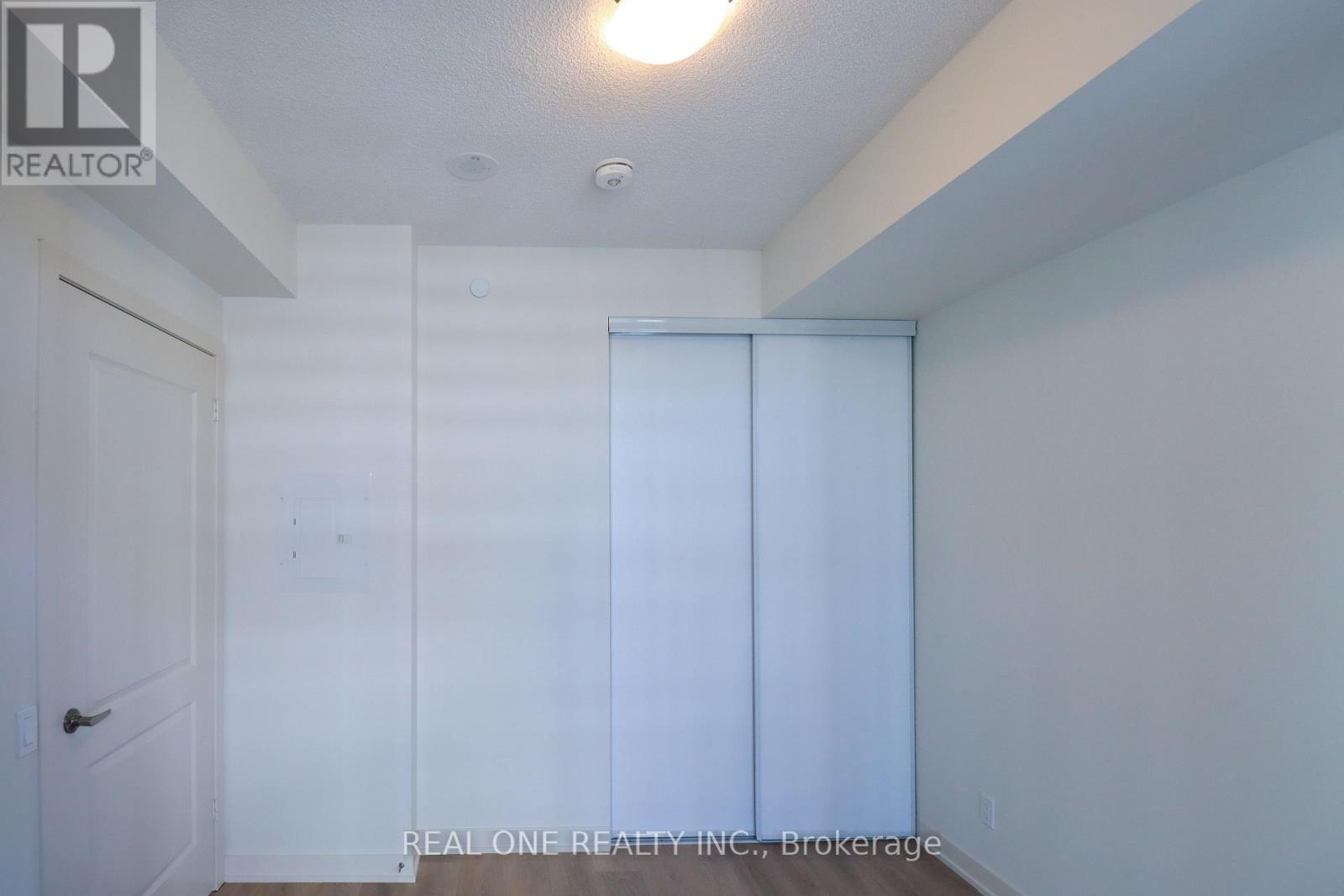 2316 - 4955 Yonge Street, Toronto, Ontario  M2N 0L8 - Photo 16 - C13345516