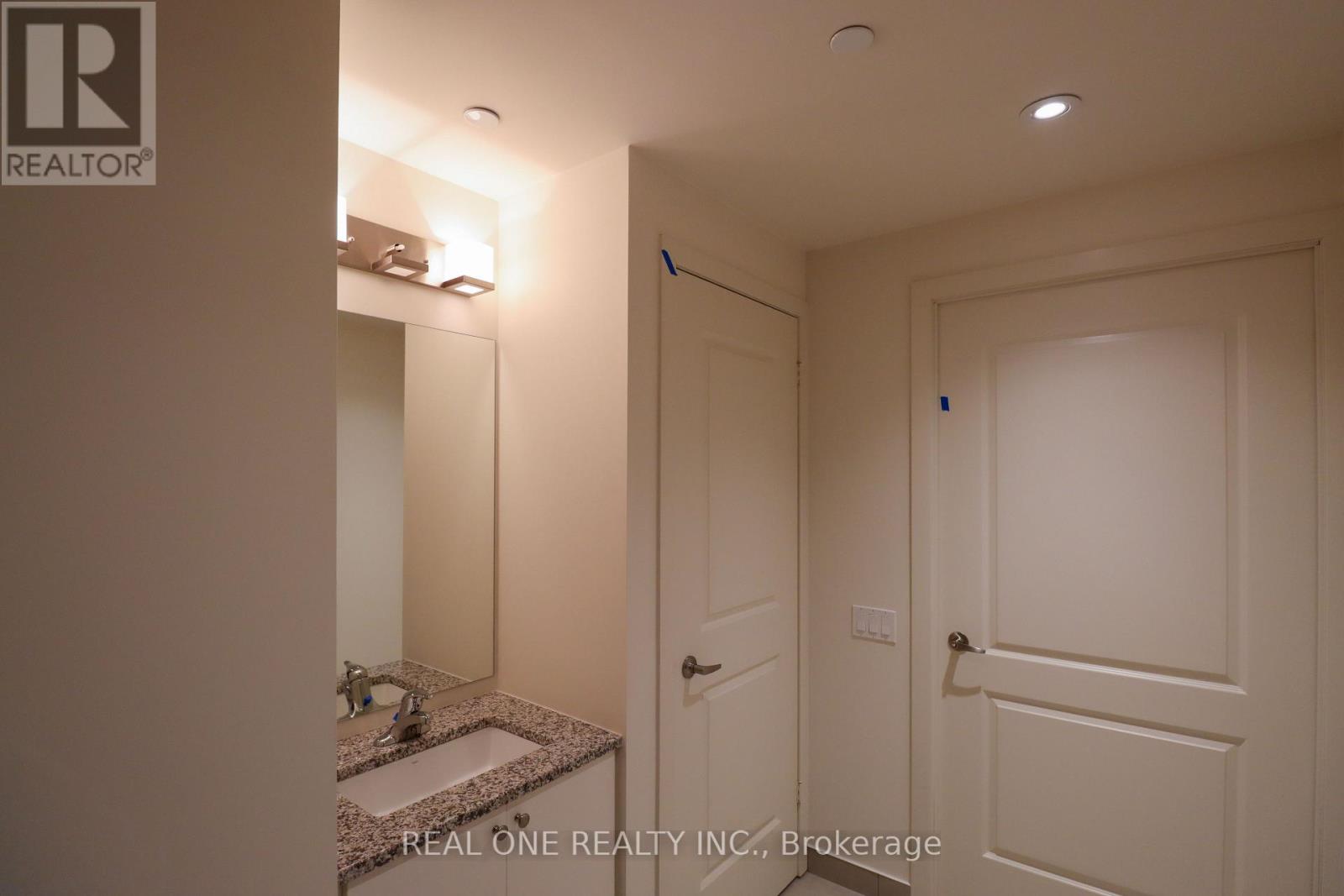 2316 - 4955 Yonge Street, Toronto, Ontario  M2N 0L8 - Photo 19 - C13345516