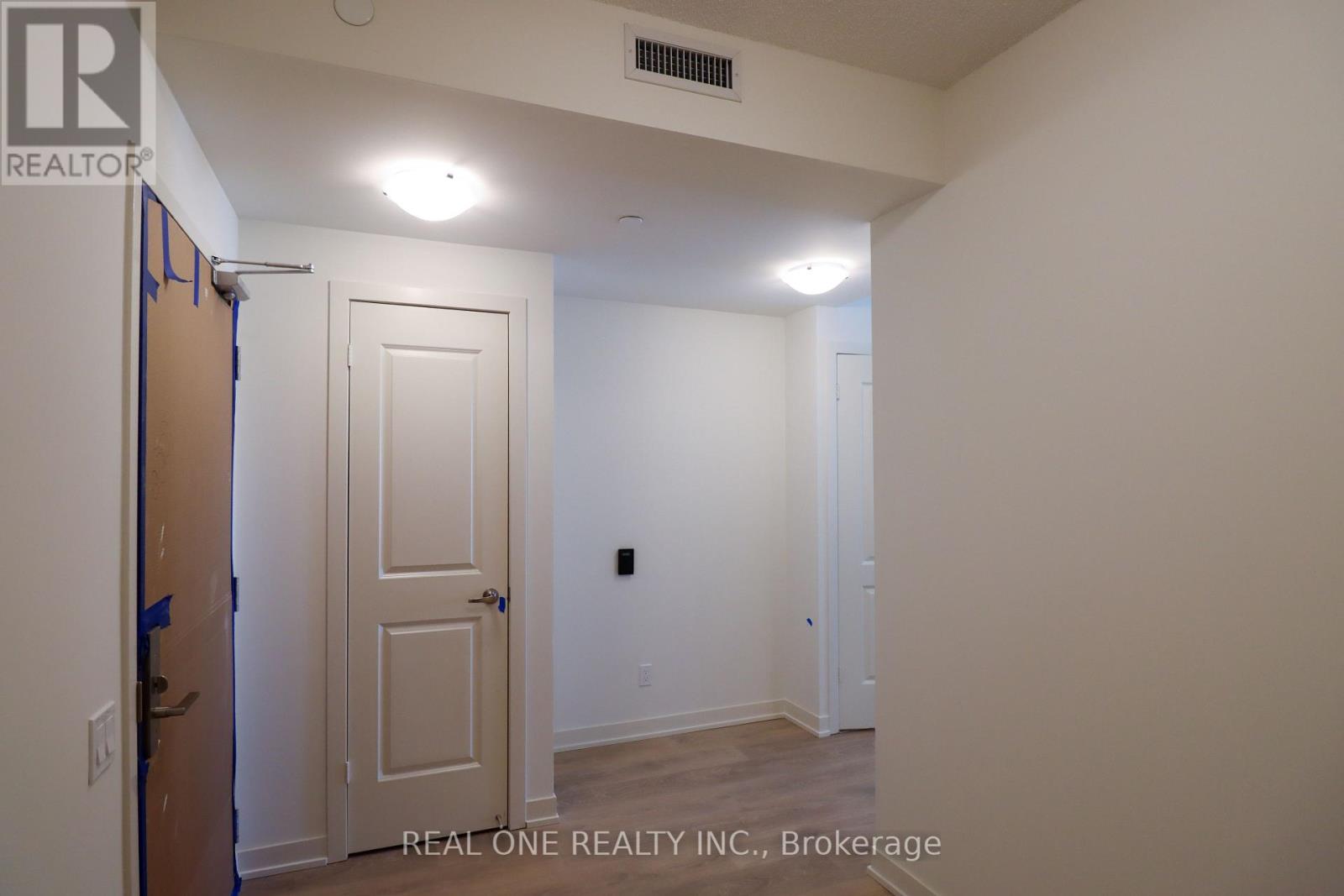 2316 - 4955 Yonge Street, Toronto, Ontario  M2N 0L8 - Photo 6 - C13345516