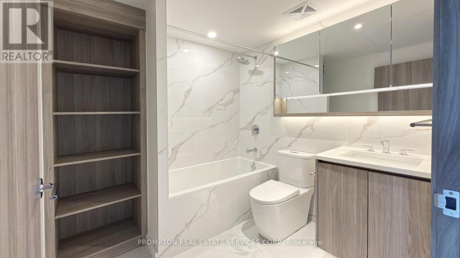 2312 - 68 Esther Shiner Boulevard, Toronto, Ontario  M2K 0J6 - Photo 4 - C13348236