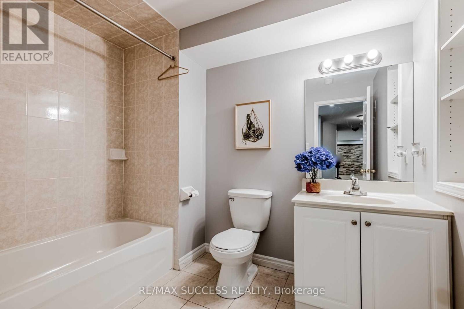 5399 Festival Drive, Mississauga, Ontario  L5M 0G7 - Photo 28 - W13349618