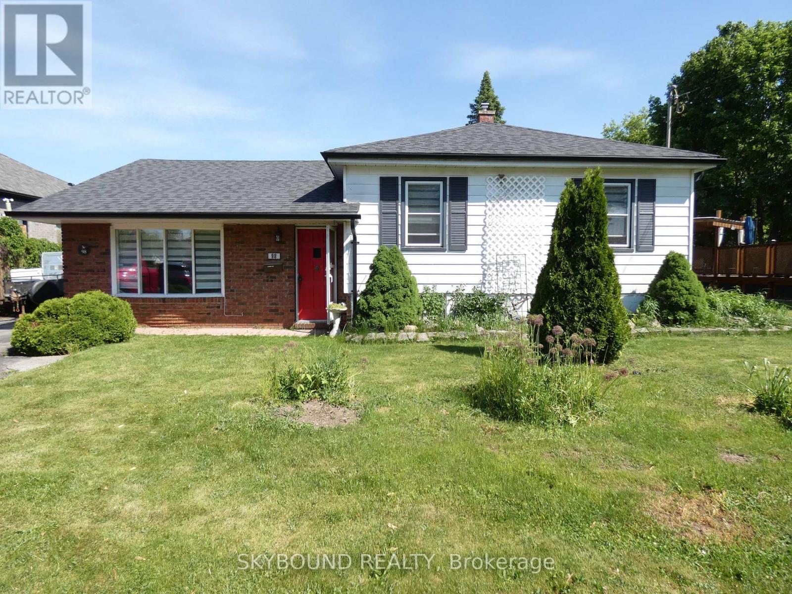 1 - 98 BARTON STREET, Milton, Ontario