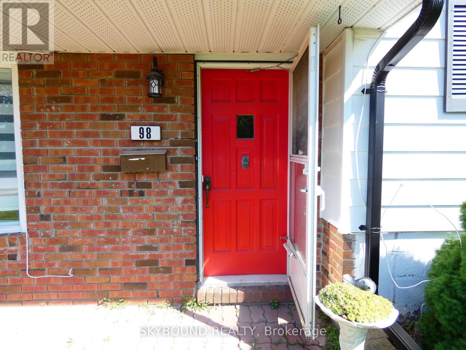 1 - 98 Barton Street, Milton, Ontario  L9T 1C9 - Photo 3 - W13410034