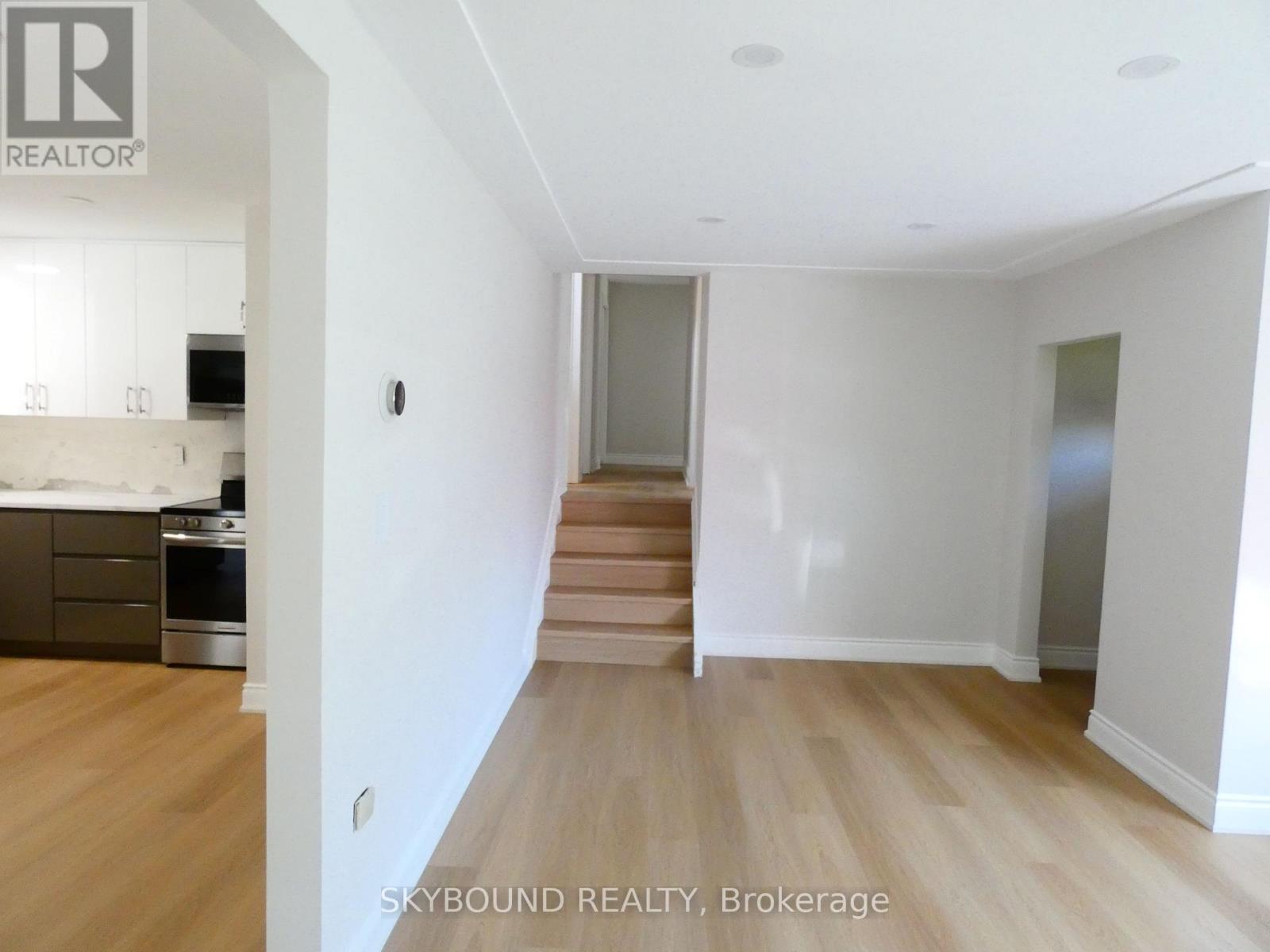 1 - 98 Barton Street, Milton, Ontario  L9T 1C9 - Photo 6 - W13410034