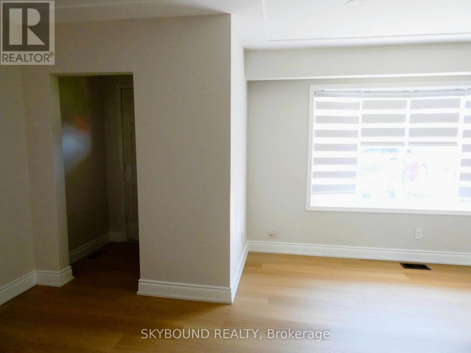 1 - 98 Barton Street, Milton, Ontario  L9T 1C9 - Photo 7 - W13410034