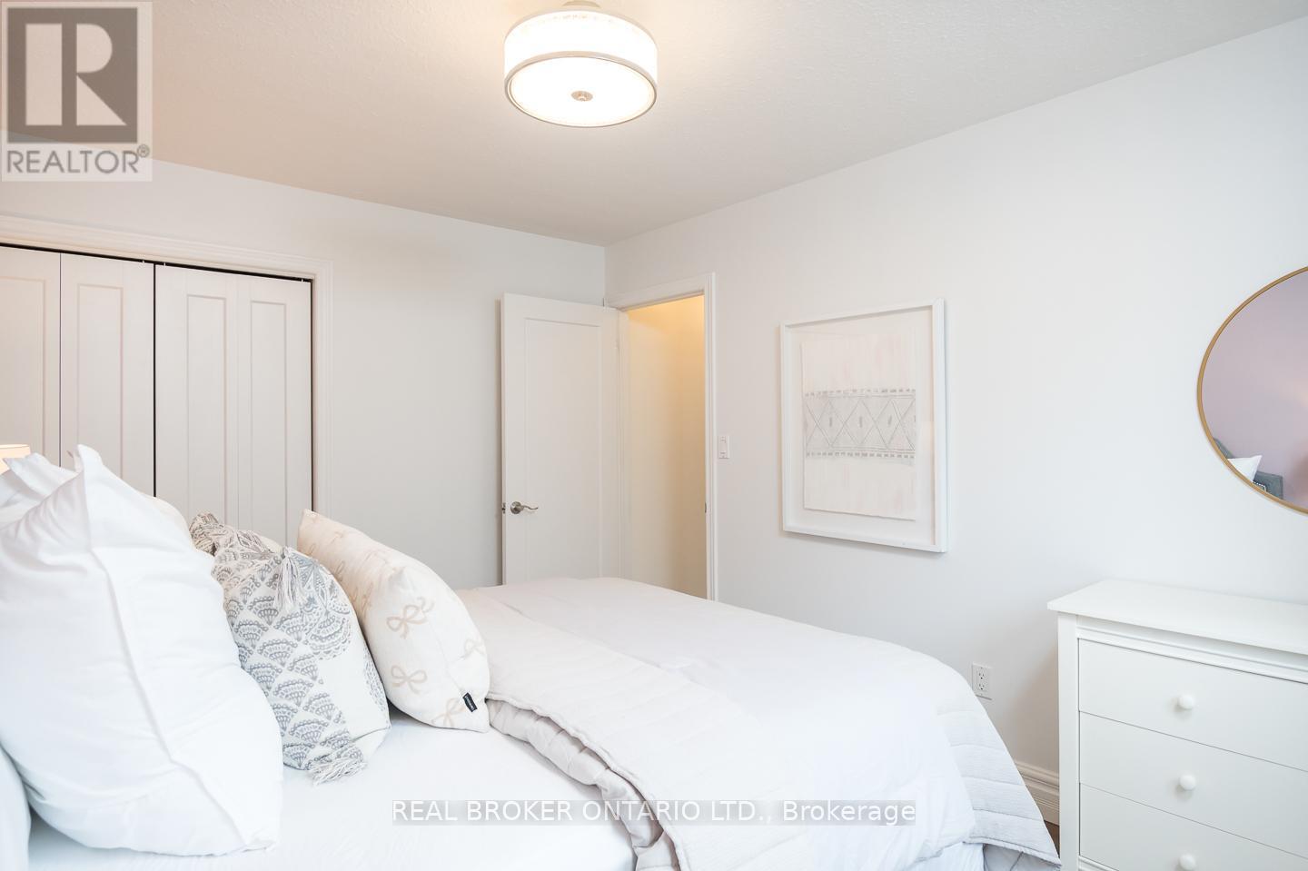 12 Kingsley Road, Halton Hills, Ontario  L7J 2Z5 - Photo 20 - W13410042