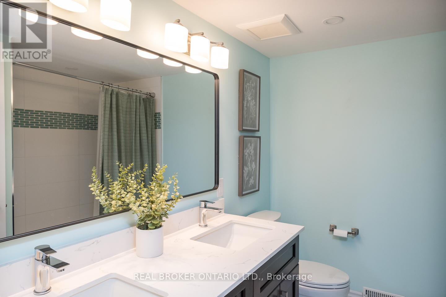 12 Kingsley Road, Halton Hills, Ontario  L7J 2Z5 - Photo 43 - W13410042