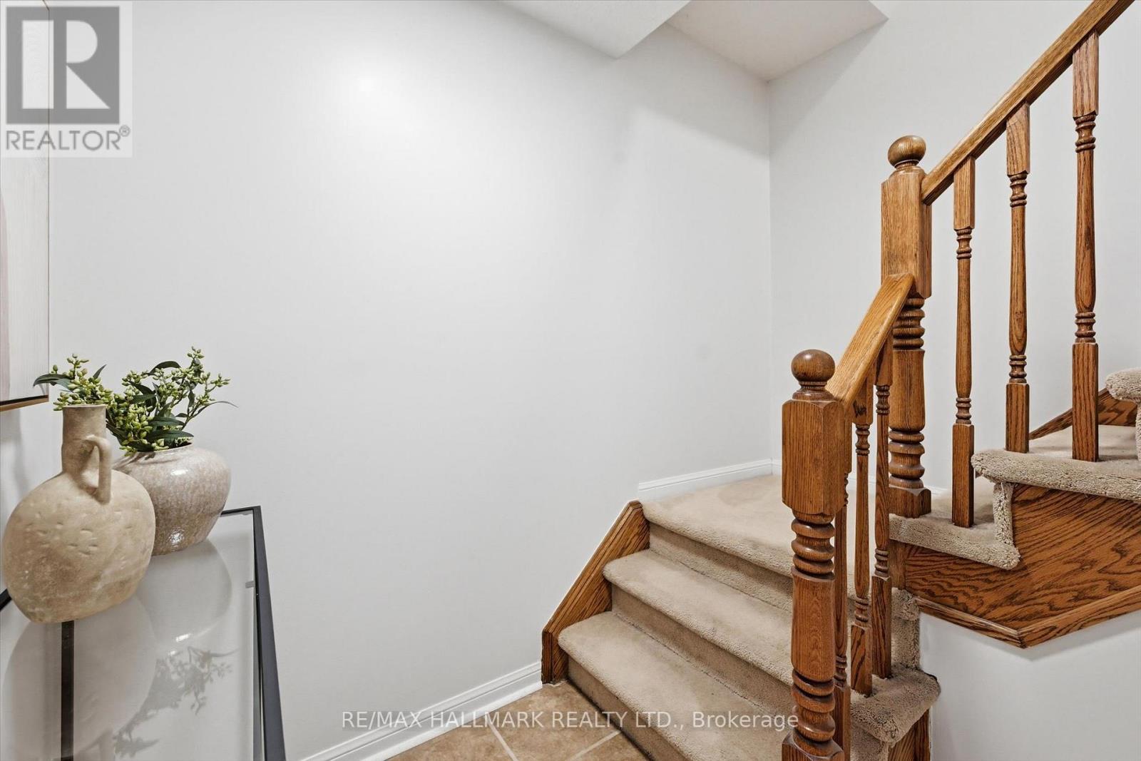 3191 Stornoway Circle, Oakville, Ontario  L6M 5H7 - Photo 6 - W13410064