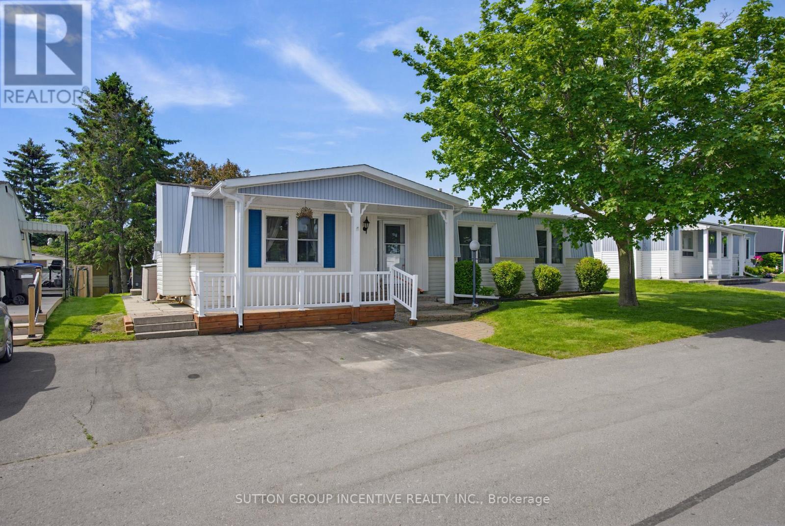 31 Linden Lane, Innisfil, Ontario  L9S 1N8 - Photo 2 - N13284852