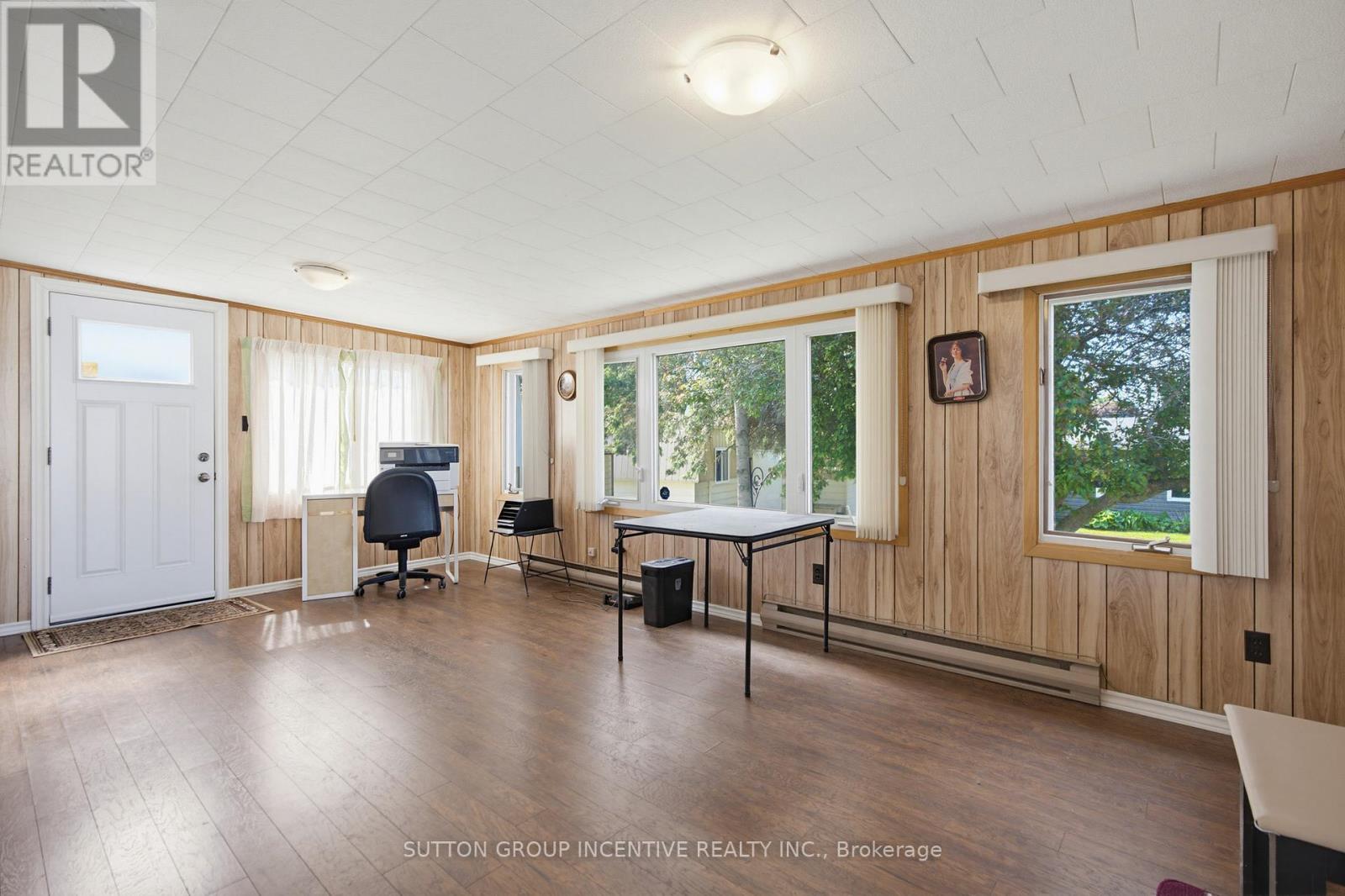 31 Linden Lane, Innisfil, Ontario  L9S 1N8 - Photo 18 - N13284852