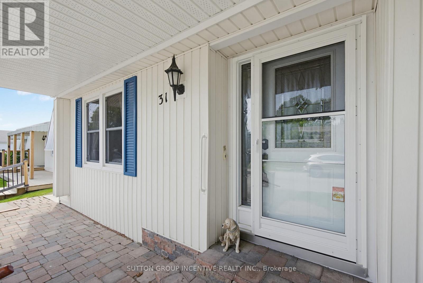 31 Linden Lane, Innisfil, Ontario  L9S 1N8 - Photo 6 - N13284852