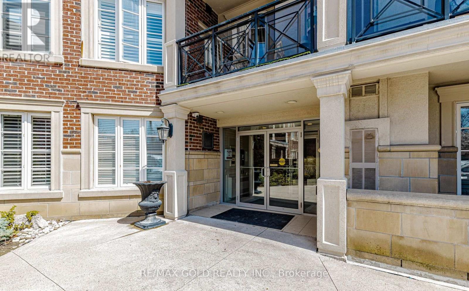 223 - 3351 Cawthra Road, Mississauga, Ontario  L5A 4N5 - Photo 3 - W13249862