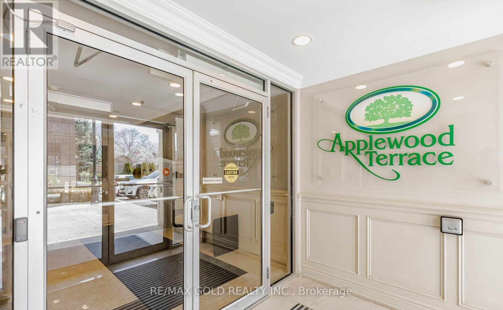 223 - 3351 Cawthra Road, Mississauga, Ontario  L5A 4N5 - Photo 4 - W13249862